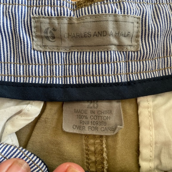 Size 28 Cargo shorts - Picture 4 of 4